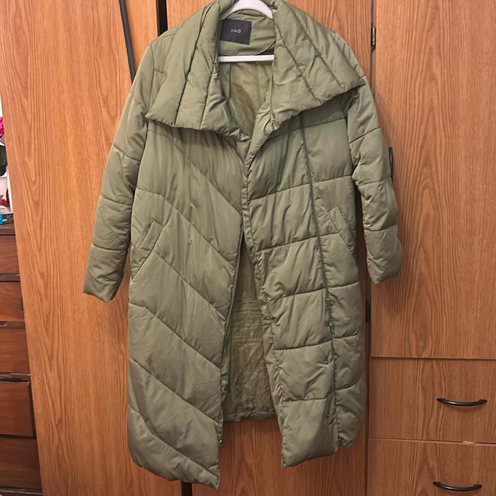 YAS puffer coat